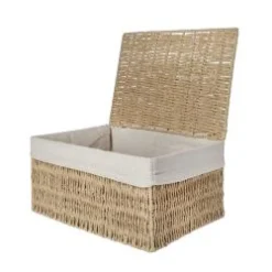 Cesta con tapa y tejido interior