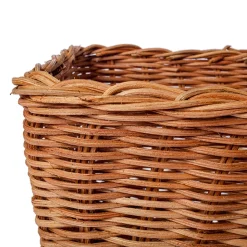 Cesta de ratán