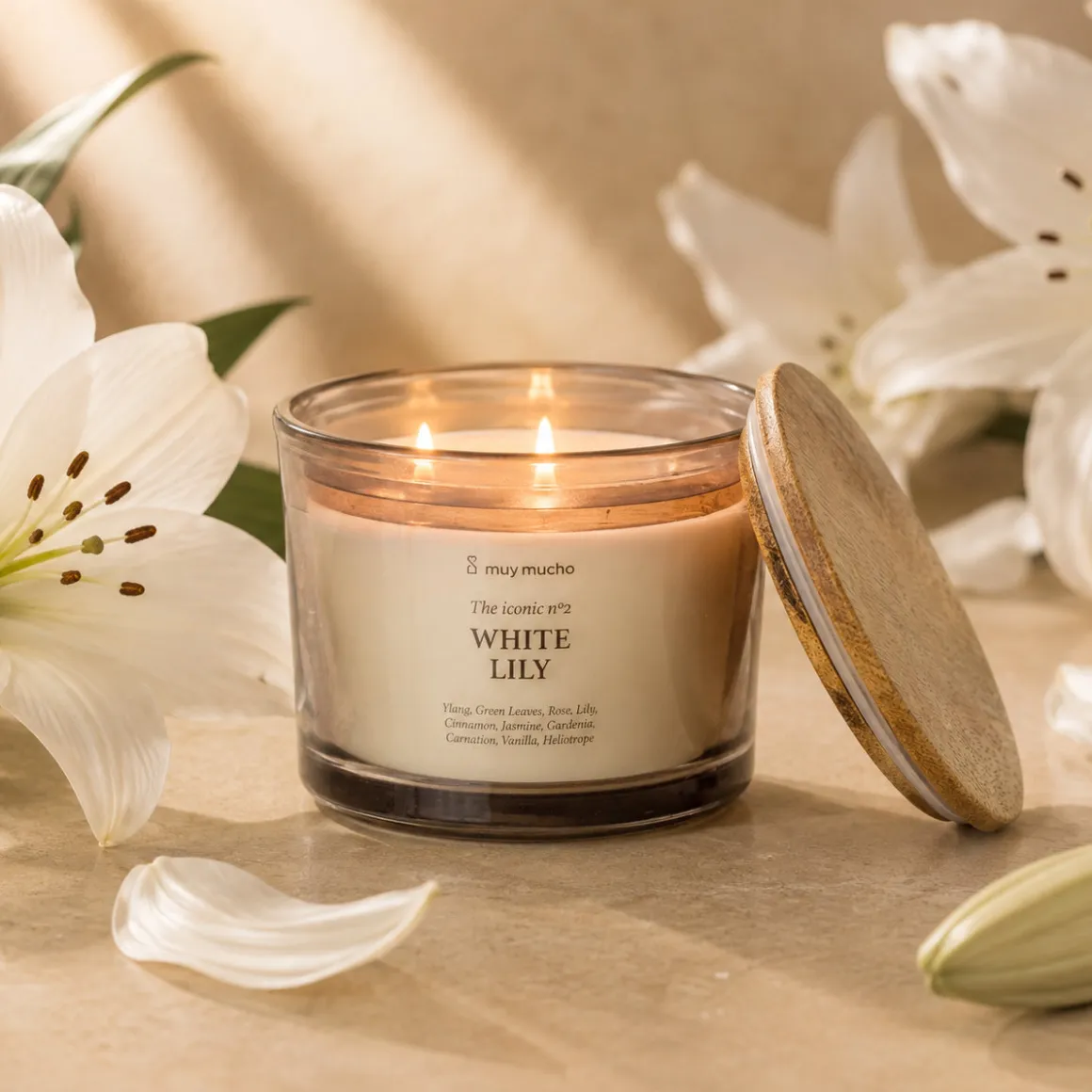 Vela Perfumada White Lily · Aroma Floral Elegante · 3 mechas de 320 g